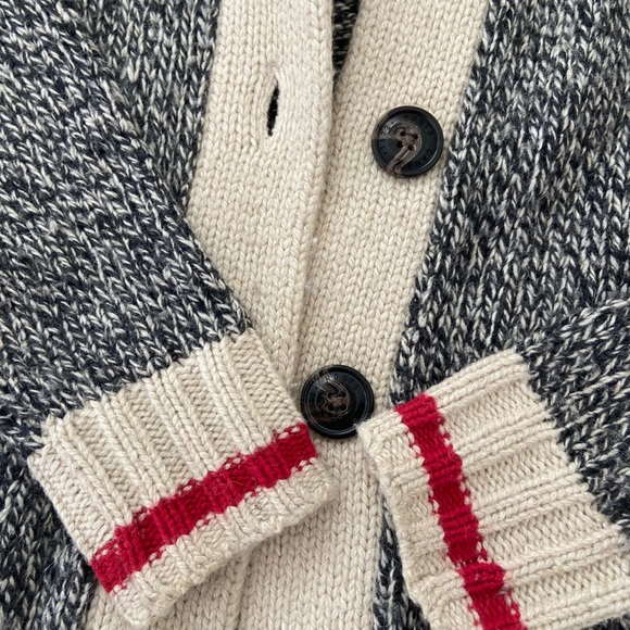 Roots Cabin Cardigan - Picture 2 of 4